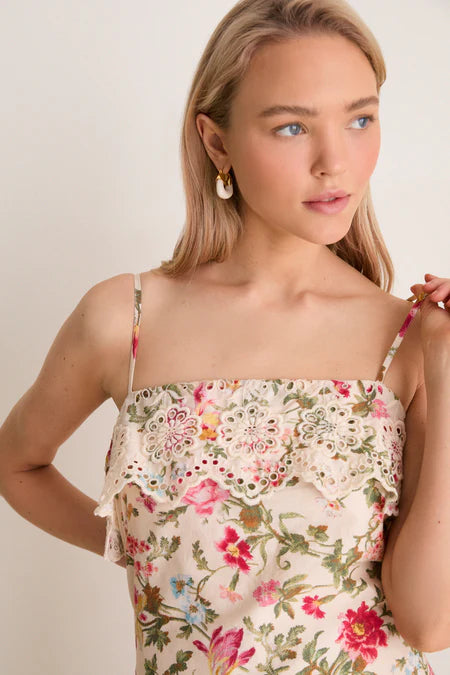 Love the Label - Robe Sabine