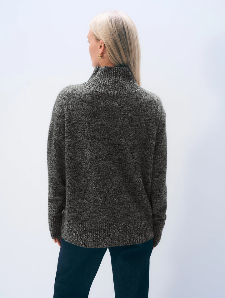 White + Warren - Pull oversize en cachemire à col montant