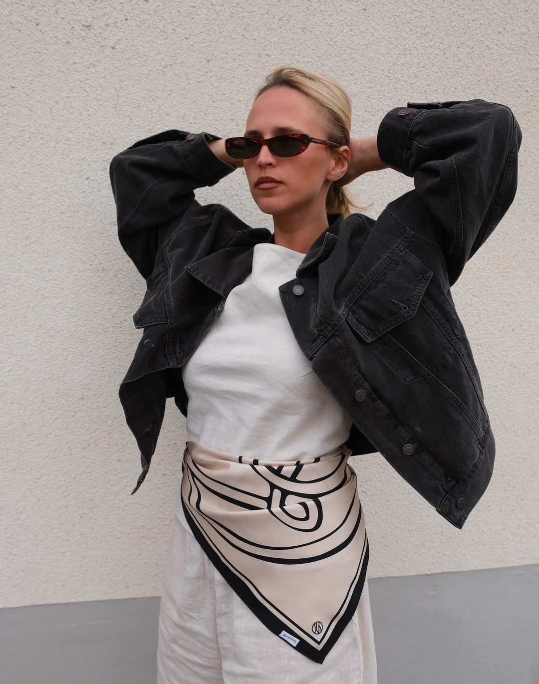 LeScarf - Foulard Monogramme