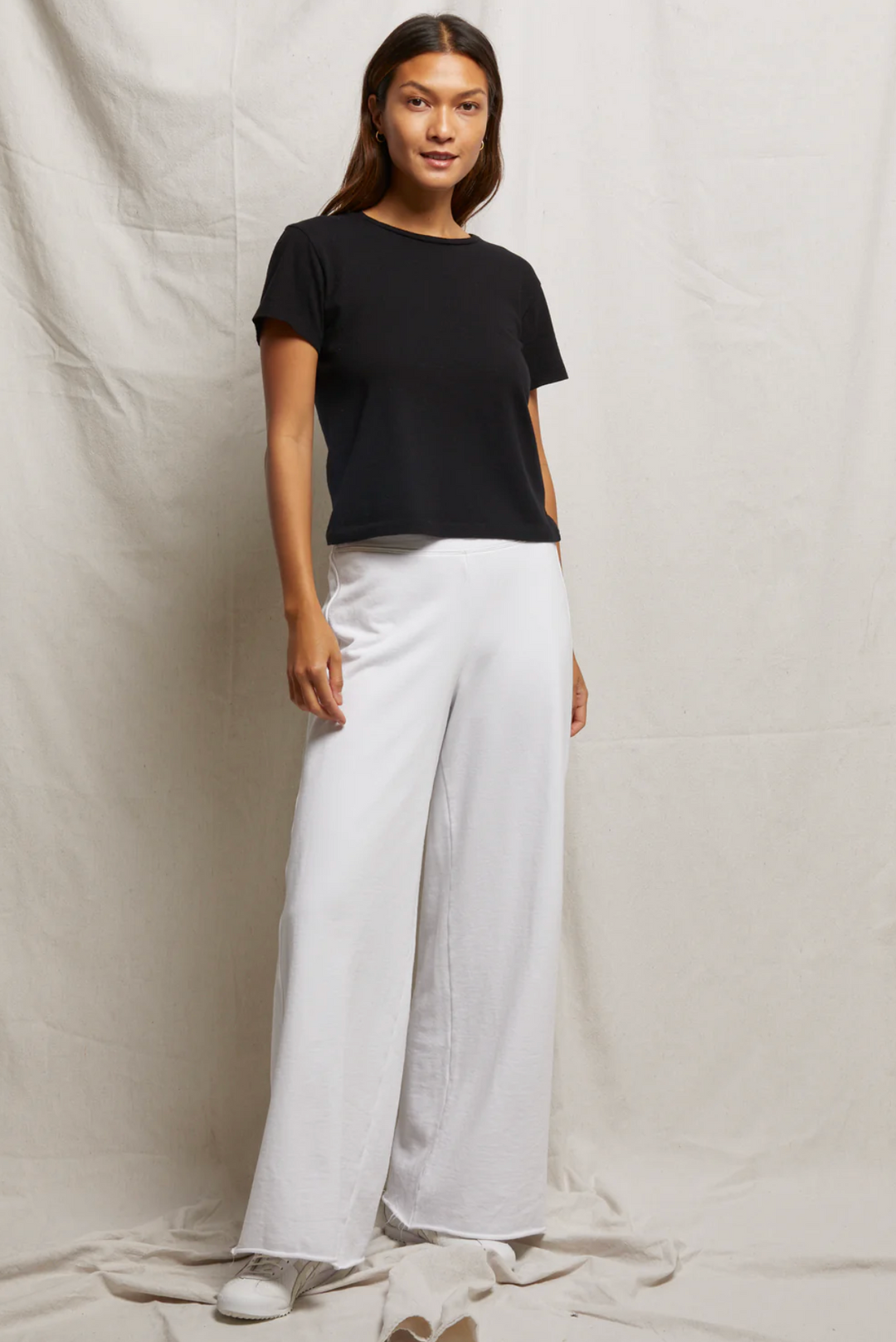 PerfectWhiteTee - T. Shirt Lisa