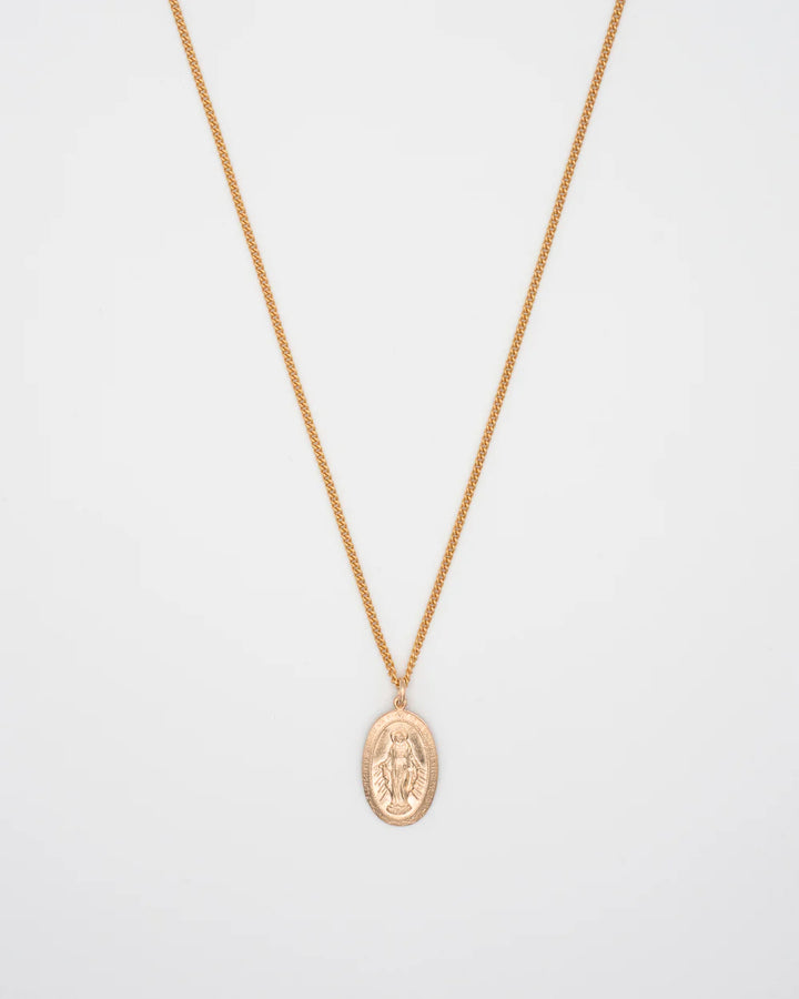 Flora - Collier 18 po en or rempli avec médaillon ovale