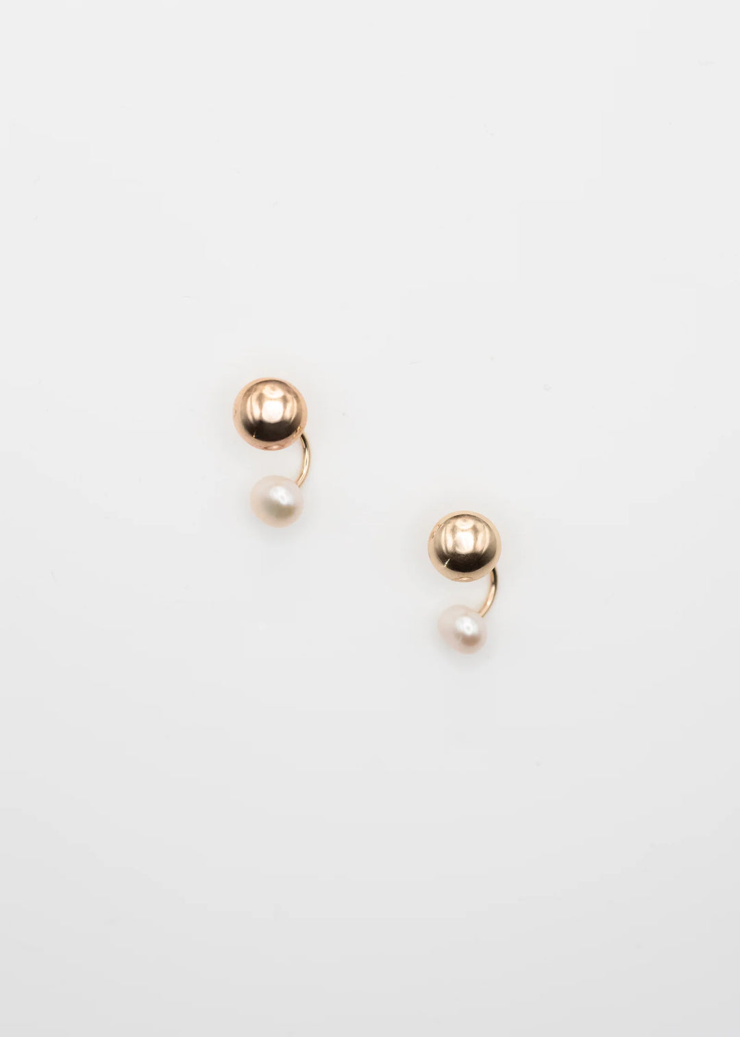 Flora - Boucles d’oreilles dôme 9 mm en or rempli avec perle