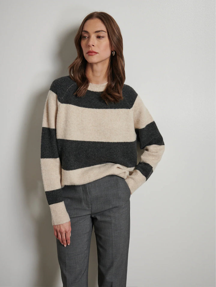 Line The Label - Pull Austin