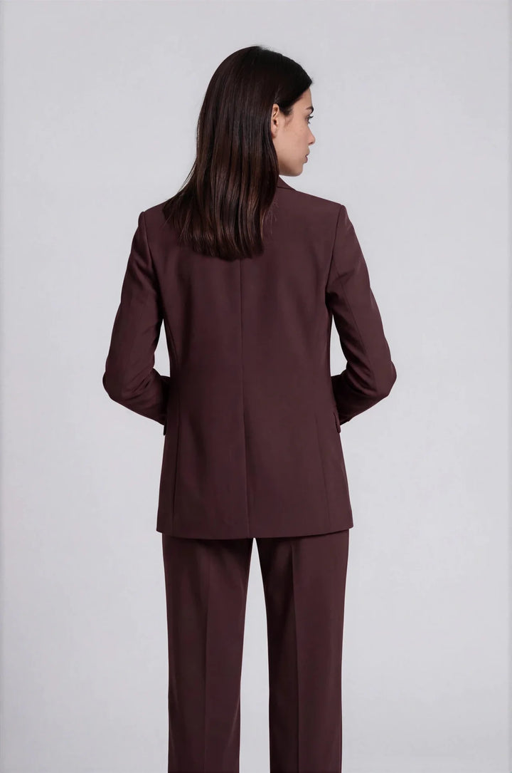 Pure &amp; Simple - Blazer Boardroom