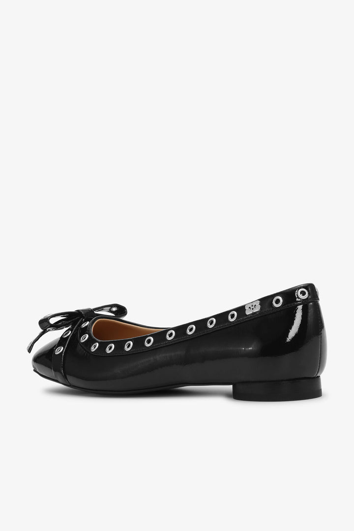 Ganni - Eyelets Bow Ballerina Naplack - Boutique Billie 
