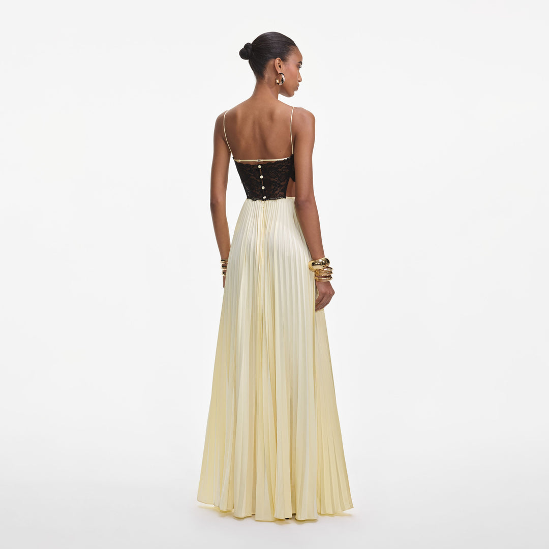 Self-Portrait - Yellow Satin Lace Maxi Dress Boutique Billie Self-Portrait - Yellow Satin Lace Maxi Dress Boutique Billie