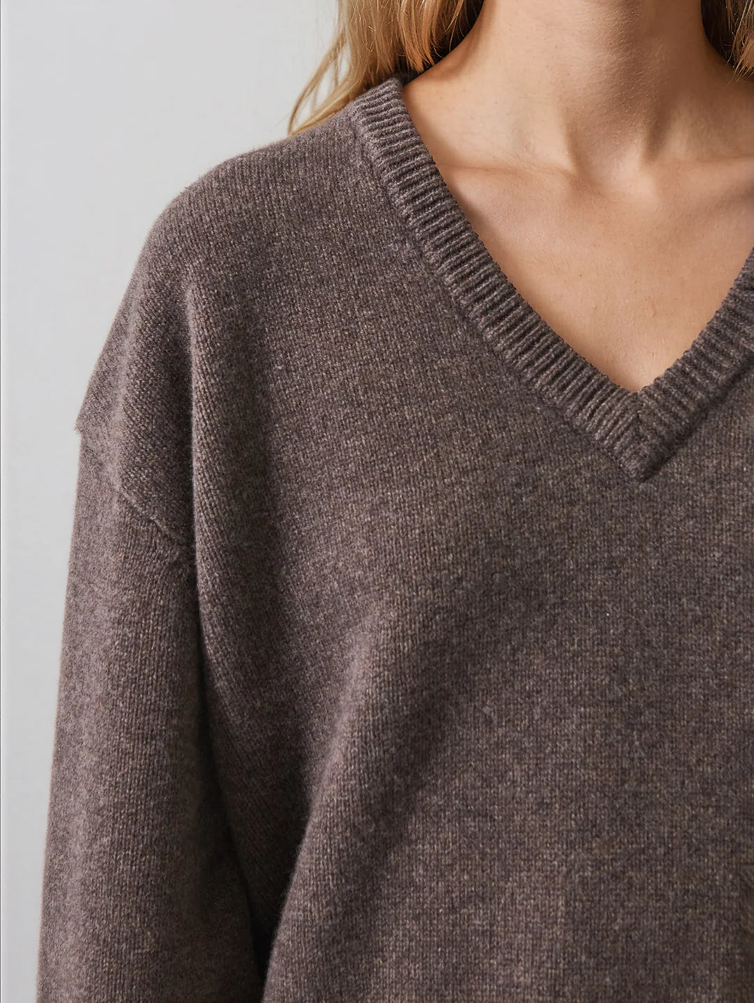 Patrick Assaraf - Pull oversize à col V en laine extrafine