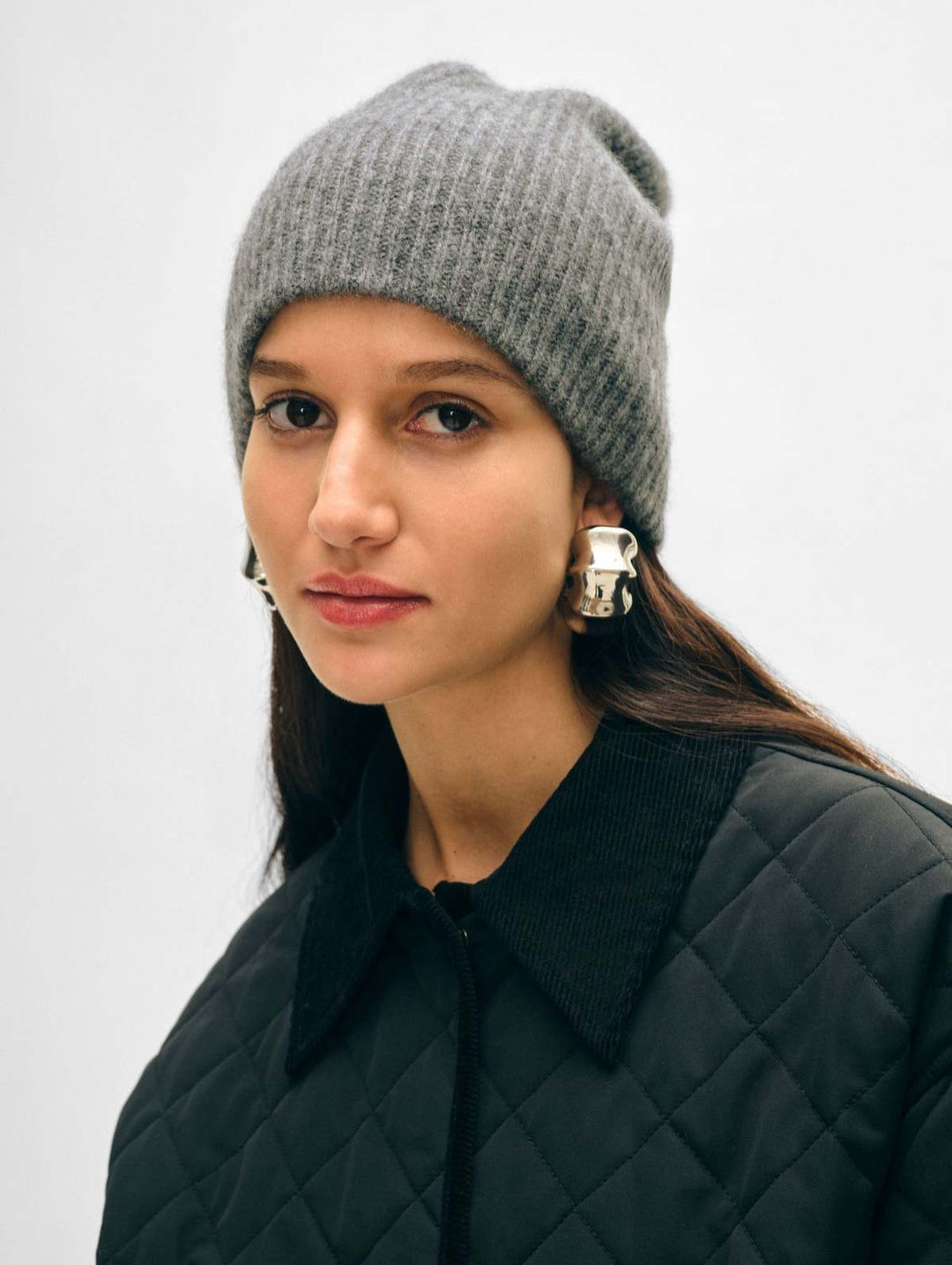 White + Warren - Tuque côtelée en cachemire ultra-doux