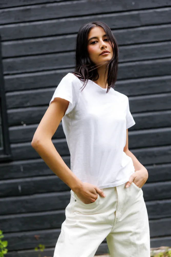 Perfectwhitetee - T. Shirt Lisa