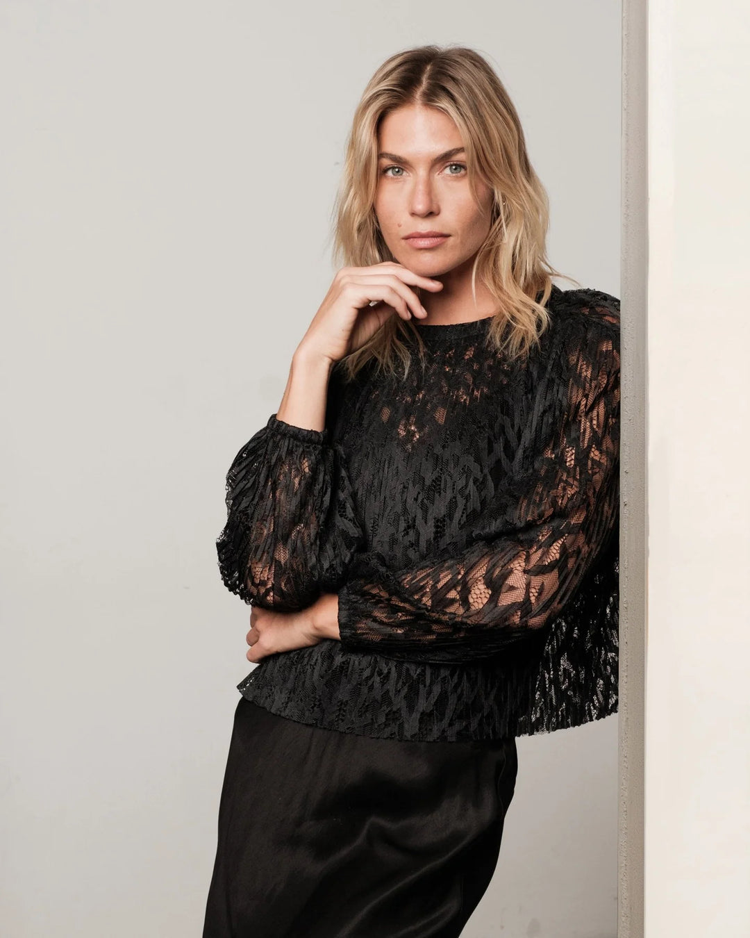 Bella Dahl - Blouse à manches longues avec encolure froncée